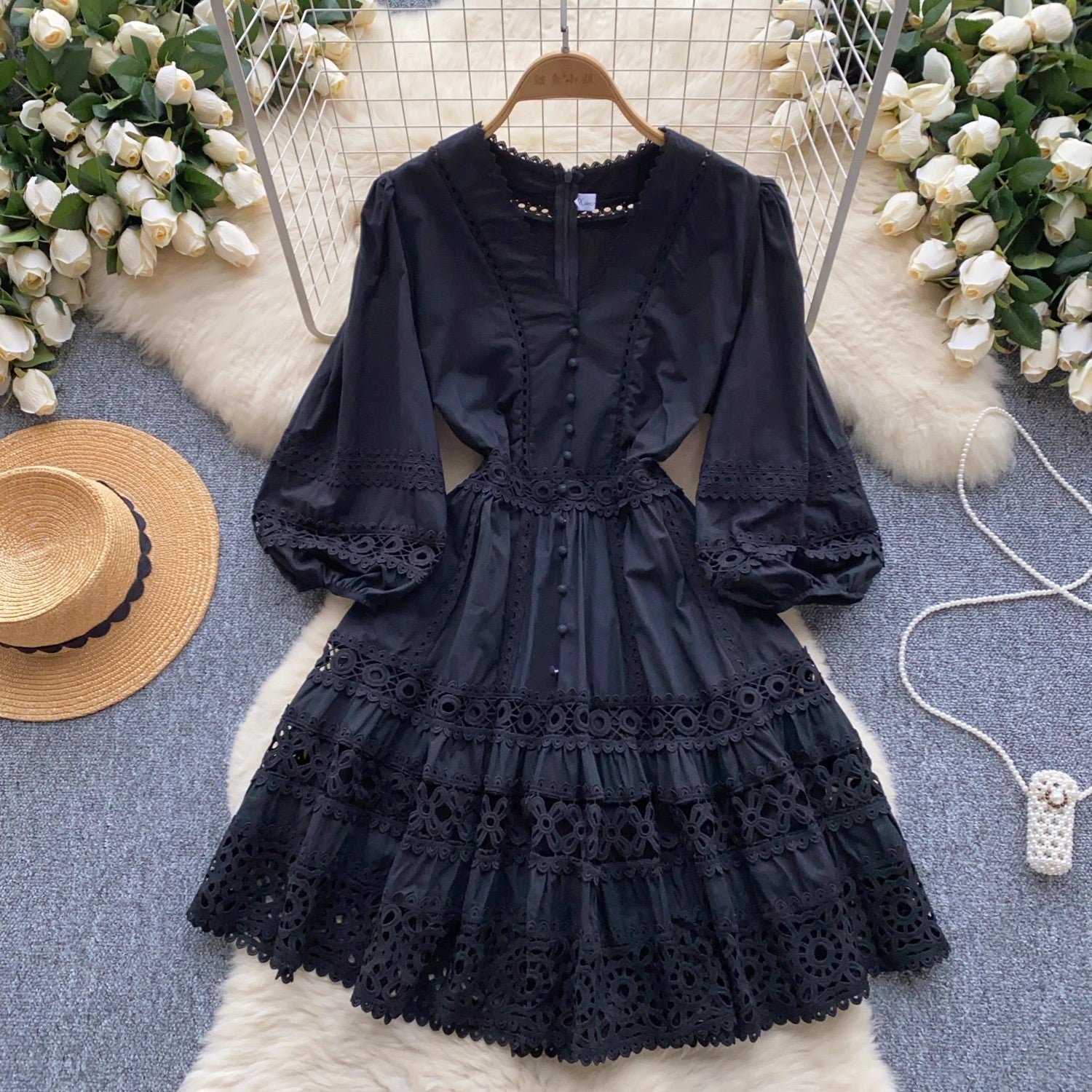 Vestido elegante manga larga escote en V con encaje y silueta acampanada