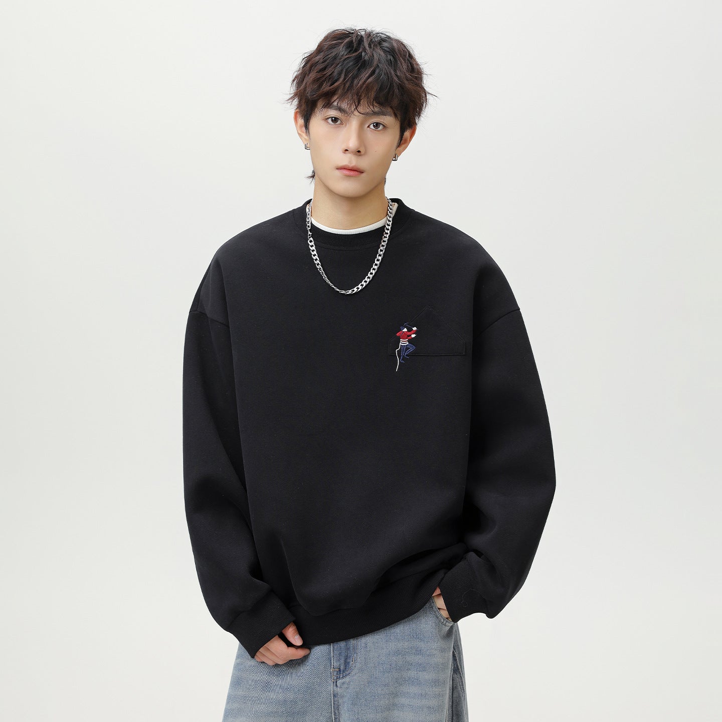 Sudadera Bordada Cuello Redondo para Hombre