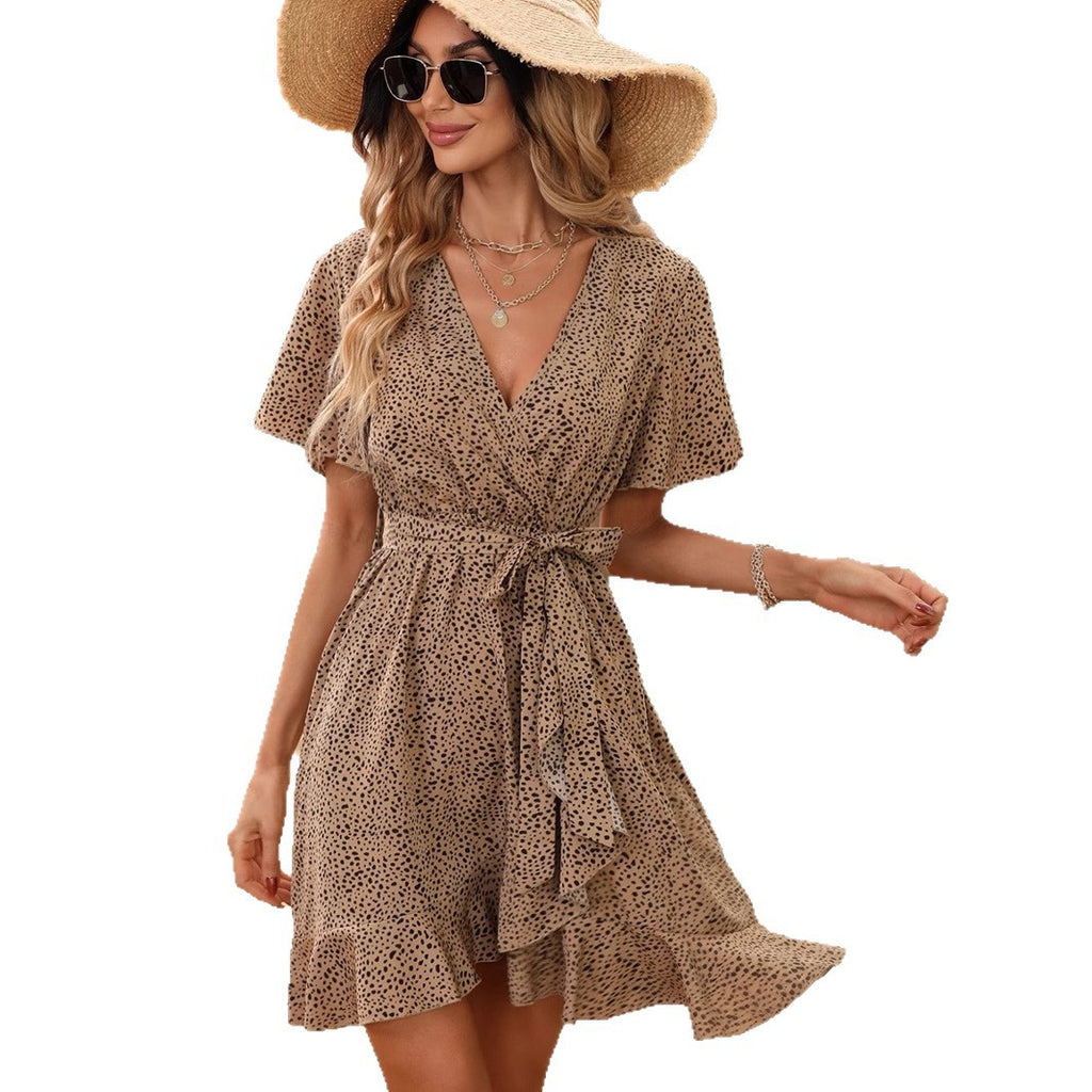 Vestido Mini de Manga Corta con Escote en V y Estampado de Lunares