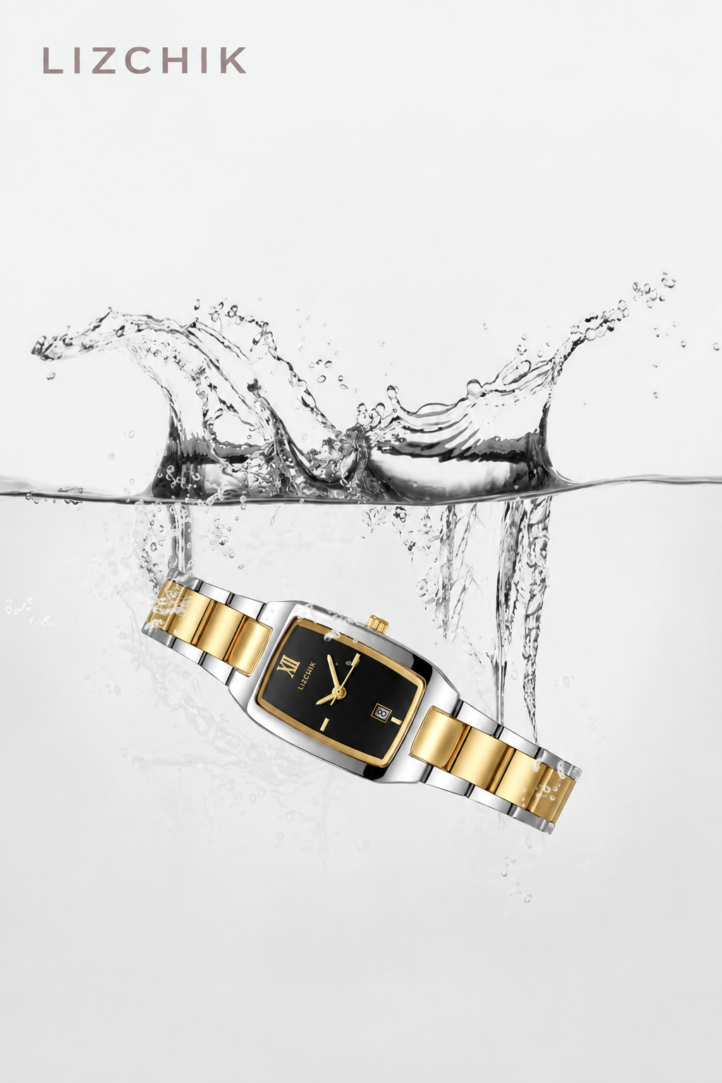 Reloj con agua y solo el nombre LIZCHIK